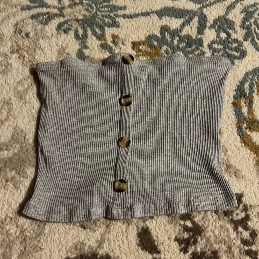 grey tubetob with brown buttons